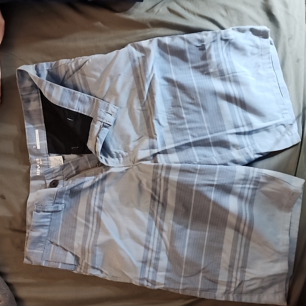 Urban Outfitters size 33 shorts